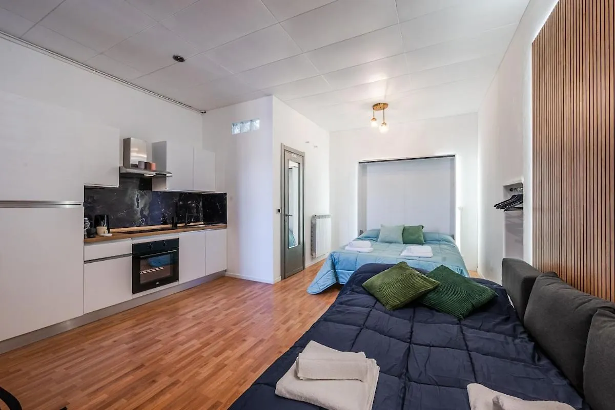 In The Heart Of The Navigli - Duomo - Wifi - Ac Appartement Milaan Italië